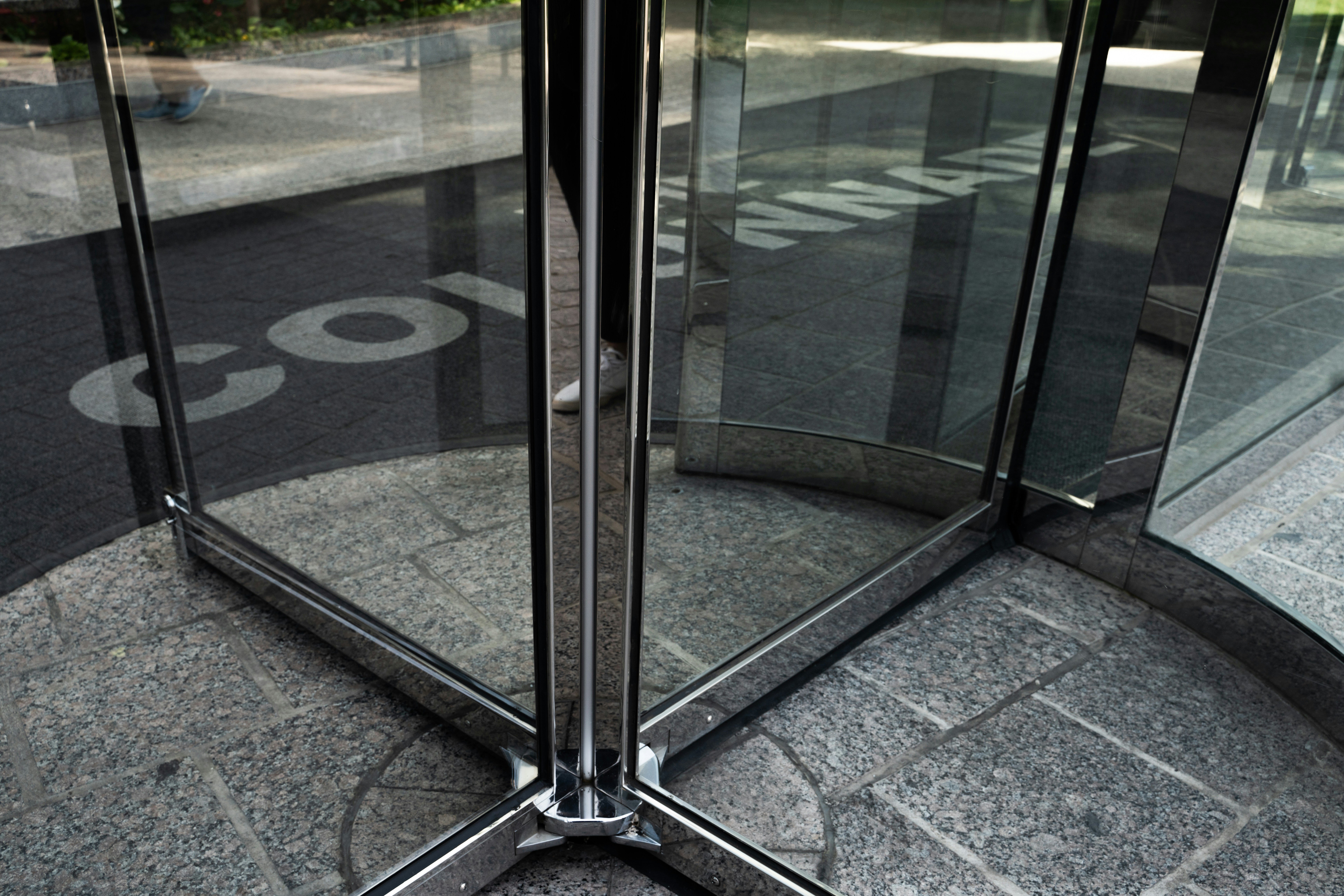 The Revolving Door: Why Businesses Struggle to Keep IT Support Providers